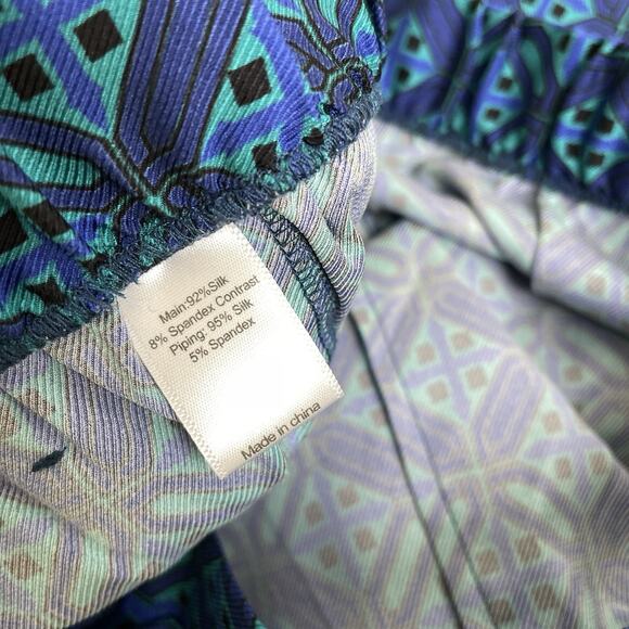 St John Size Medium Ankle Pants Blue Silk Blend Pull On Pockets Twill Stretch - Picture 10 of 10